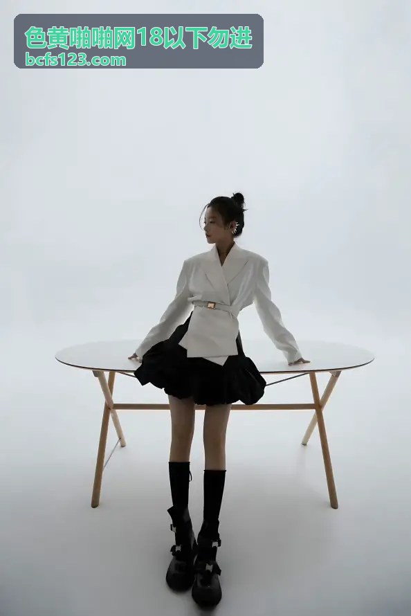 全面解读欧美性XXXX潮喷现象的成因与表现 - 色黄啪啪网18以下勿进